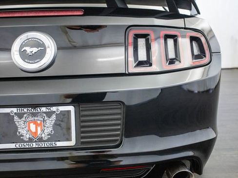 Used 2012 Ford Mustang GT Premium image 35