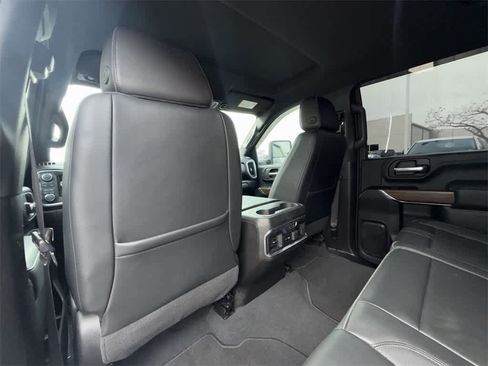 Used 2023 Chevrolet Silverado 2500 High Country w/ Z71 Off-Road Package image 12