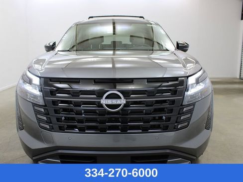 New 2026 Nissan Pathfinder SL image 6