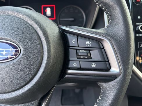Certified 2025 Subaru Ascent Premium image 31