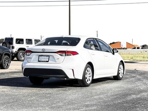Used 2024 Toyota Corolla LE FWD image 10