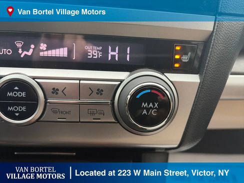 Used 2015 Subaru Outback 2.5i Limited image 21