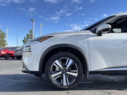 Certified 2023 Nissan Rogue SL w/ SL Premium Package image 30