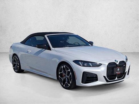 Used 2026 BMW M440i Convertible w/ Premium Package RWD image 3
