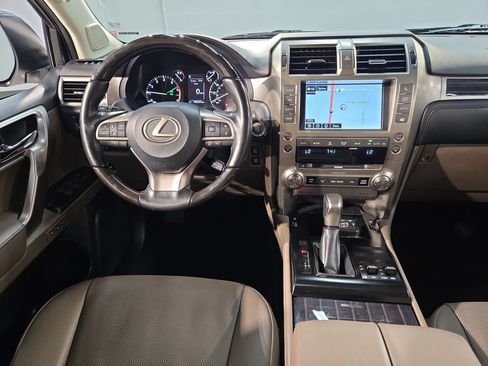 Used 2021 Lexus GX 460 Premium w/ Premium Package AWD/4WD image 9