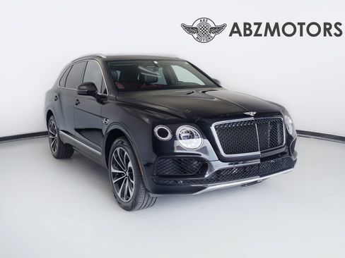 Used 2020 Bentley Bentayga AWD/4WD image 1