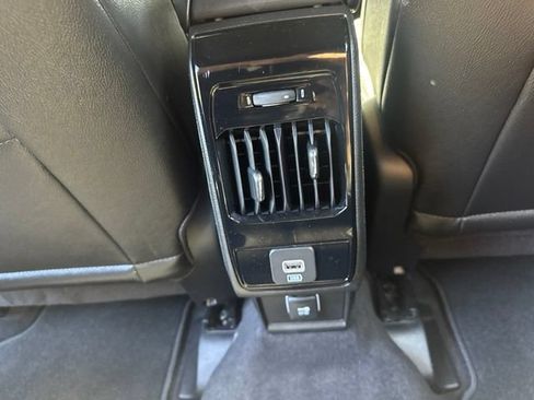 Used 2024 Jeep Compass Limited AWD/4WD image 12