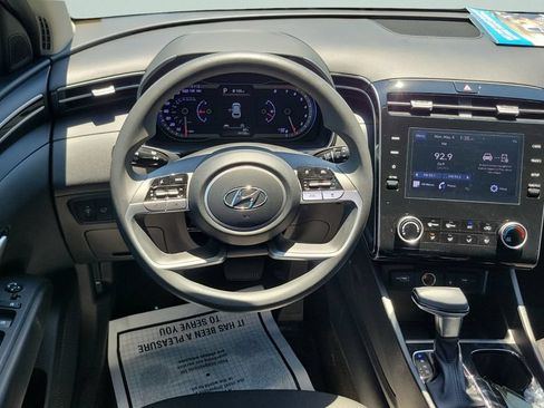 Certified 2023 Hyundai Tucson SEL FWD image 12