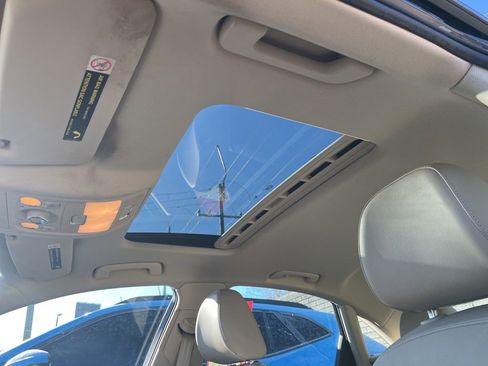 Used 2011 Audi A4 2.0T Premium image 23