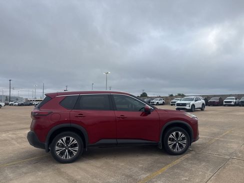 Certified 2023 Nissan Rogue SV w/ SV Premium B Package FWD image 24