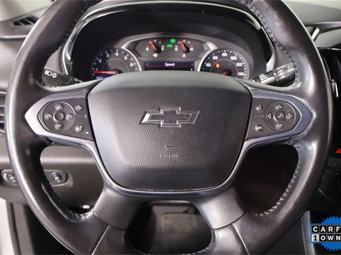 Used 2021 Chevrolet Traverse RS image 3