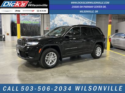 Certified 2025 Jeep Grand Cherokee Laredo X w/ Luxury Tech Group I