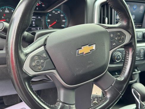 Used 2022 Chevrolet Colorado LT w/ Fleet Safety Package image 13