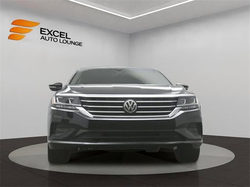 Used 2020 Volkswagen Passat 2.0T SEL image 39