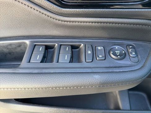 Used 2025 Honda Odyssey Touring image 19