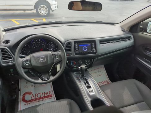 Used 2018 Honda HR-V LX image 15