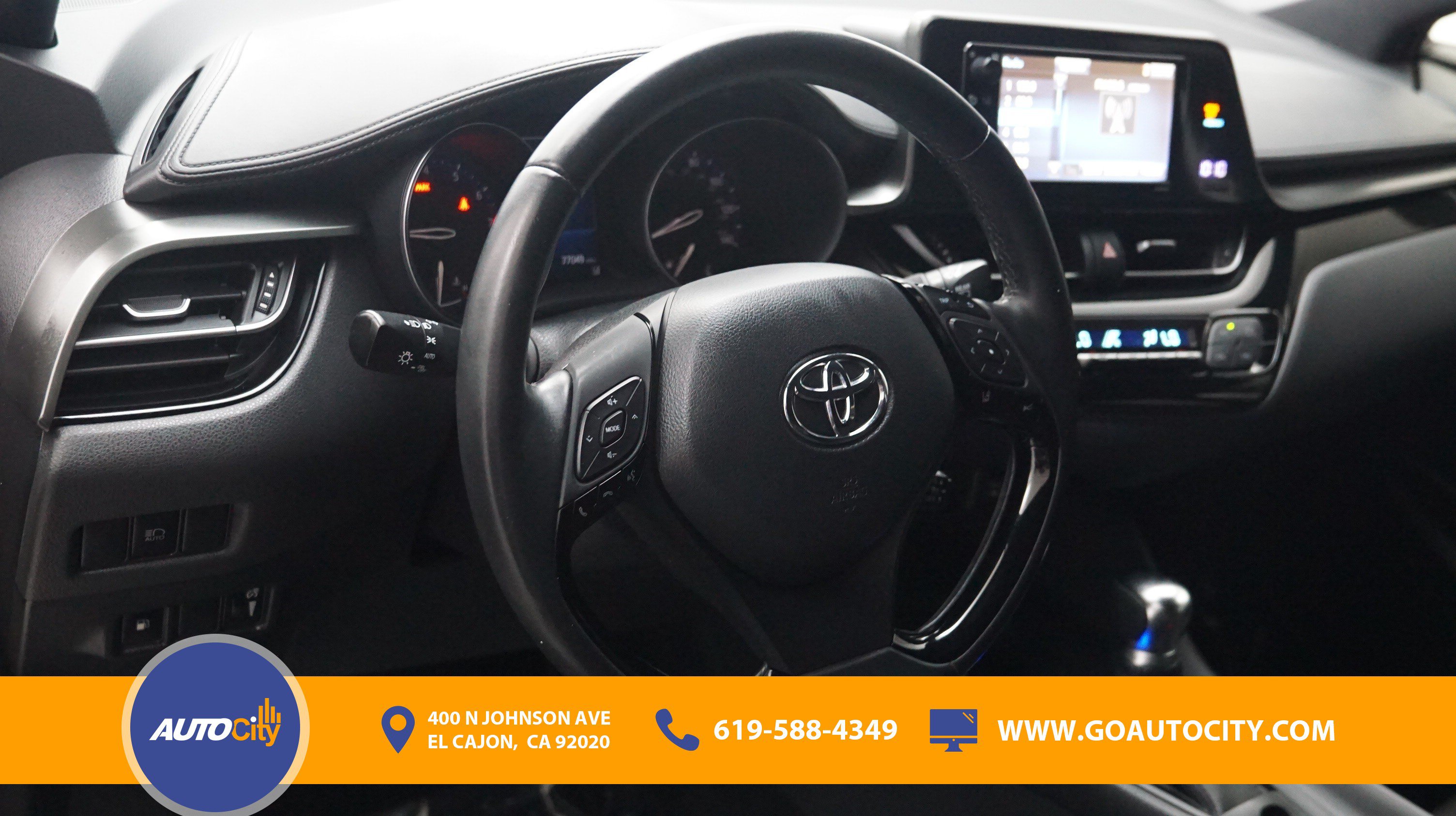 Used 2018 Toyota C-HR XLE FWD image 16