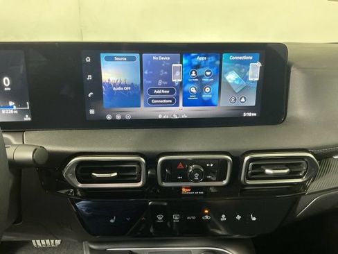 New 2026 Nissan Sentra SV w/ SV Convenience Package FWD image 14