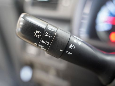 Used 2017 Toyota 4Runner Limited AWD/4WD image 15