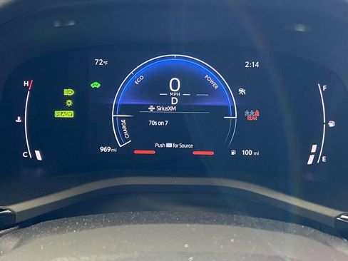 Used 2026 Toyota Camry SE image 25