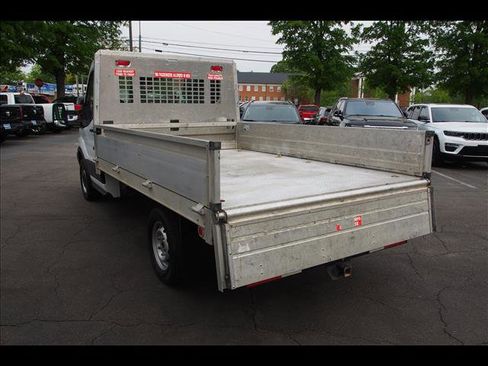 Used 2018 Ford Transit 250 138 image 3