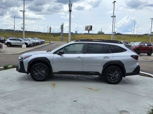 Certified 2025 Subaru Outback Onyx Edition w/ Popular Package #2 image 6