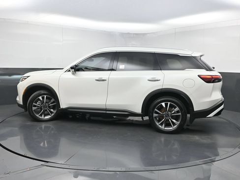 Used 2023 INFINITI QX60 Luxe w/ Vision Package FWD image 47