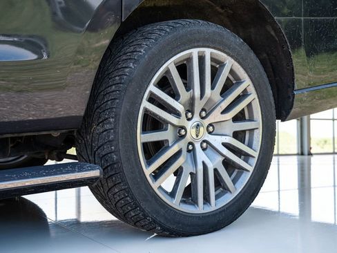 Used 2023 Ford Expedition Max Platinum AWD/4WD image 42