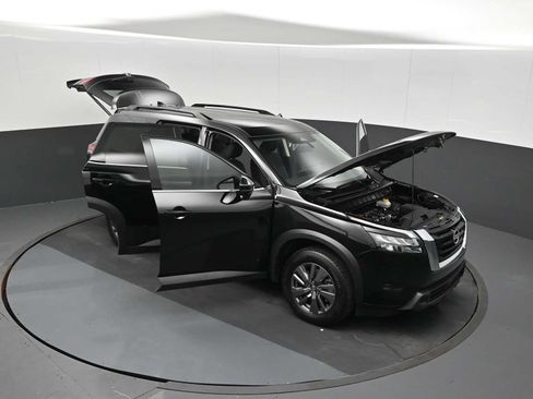 Used 2025 Nissan Pathfinder SV AWD/4WD image 26