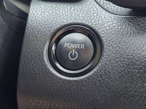 Used 2025 Toyota Camry XLE FWD image 21