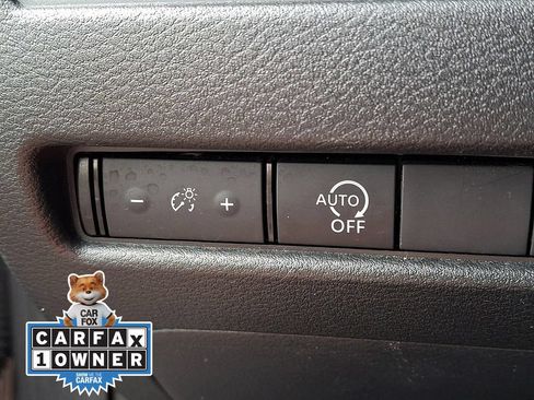 Used 2023 Nissan Rogue SV AWD/4WD image 25