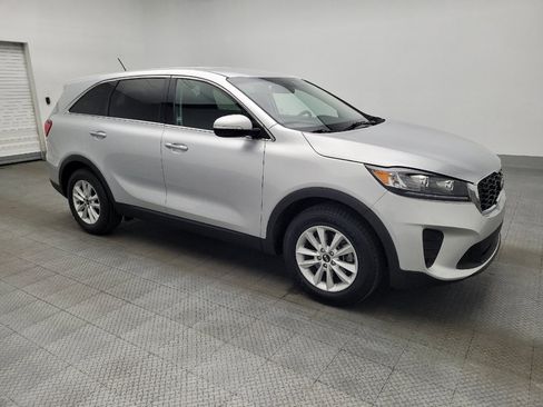Used 2020 Kia Sorento LX image 11