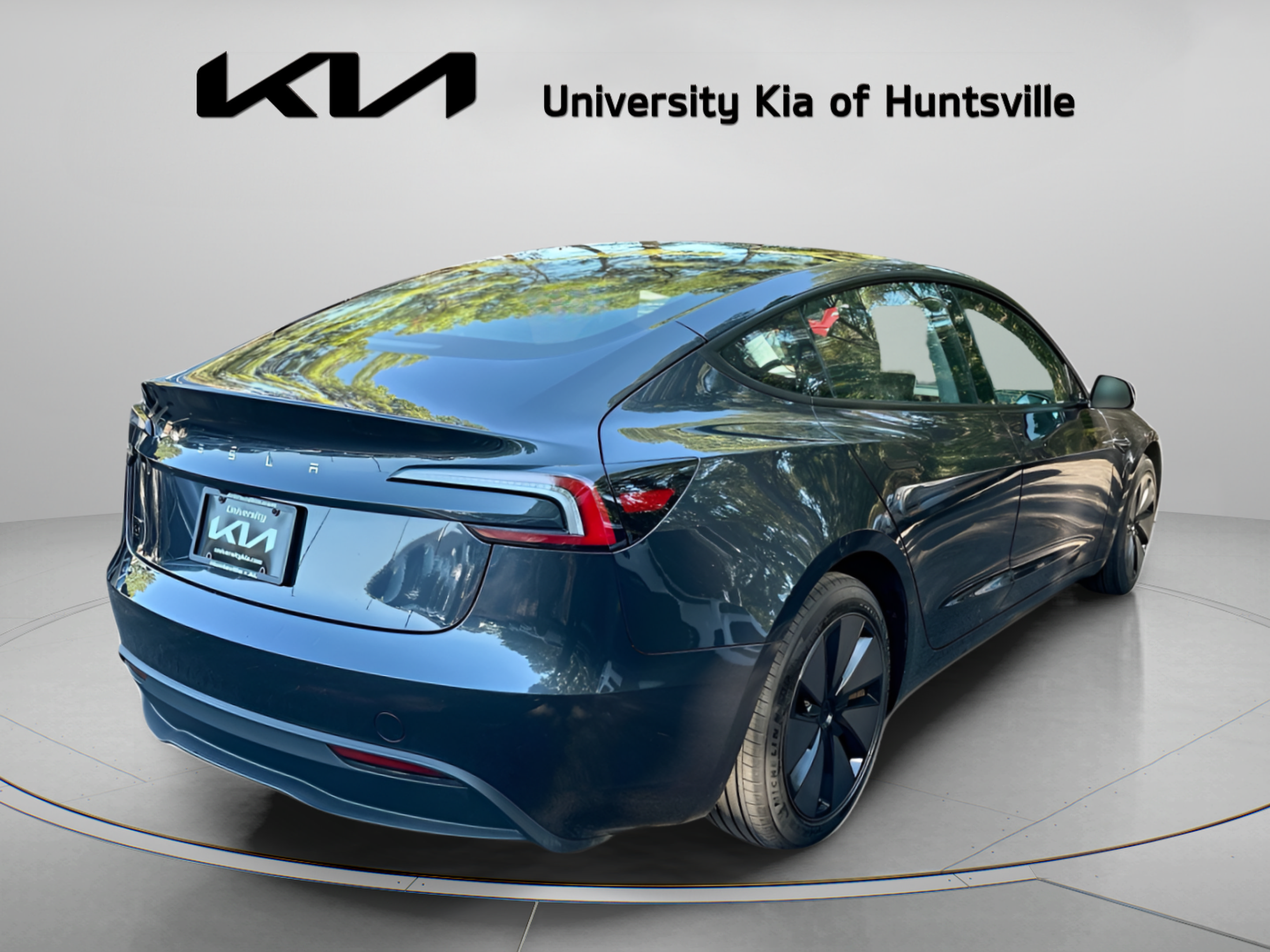 Used 2025 Tesla Model 3 Long Range RWD image 8