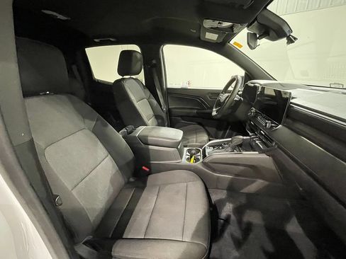 Used 2023 Chevrolet Colorado Trail Boss w/ LPO, Skid Plate Package AWD/4WD image 27