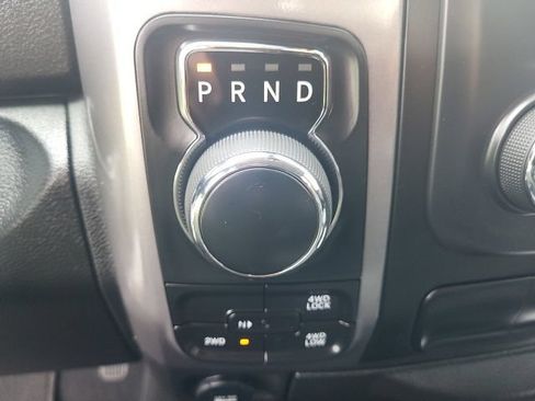 Used 2023 RAM 1500 Classic SLT AWD/4WD image 31