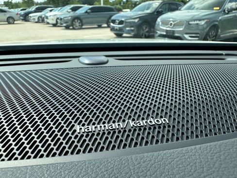 Certified 2024 Volvo S90 T8 Ultimate w/ Lounge Package image 14