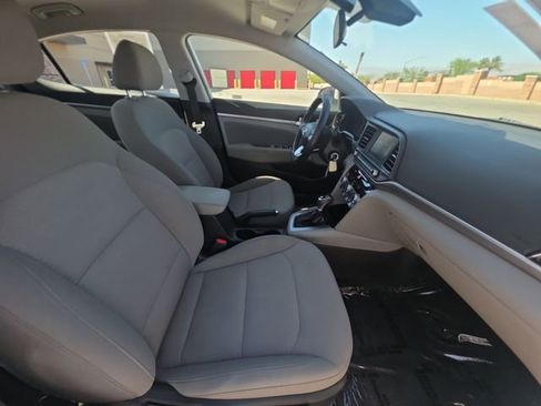 Used 2020 Hyundai Elantra SEL w/ Cargo Package (C1) FWD image 24