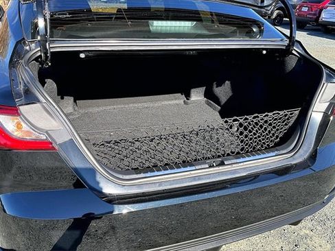 Used 2025 Toyota Camry SE image 25