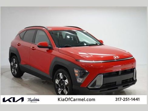 Used 2025 Hyundai Kona SEL FWD image 1