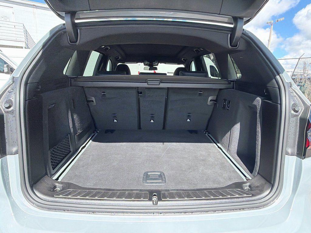 Used 2022 BMW X3 sDrive30i w/ M Sport Package 2 RWD image 11