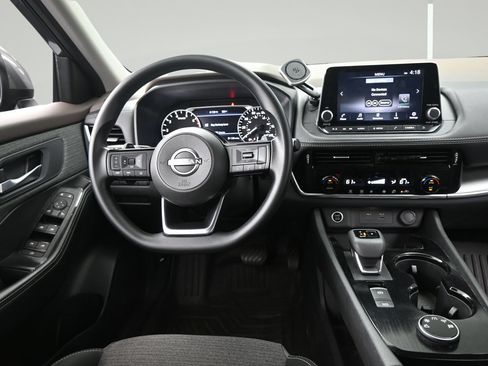 Certified 2022 Nissan Rogue SV AWD/4WD image 12