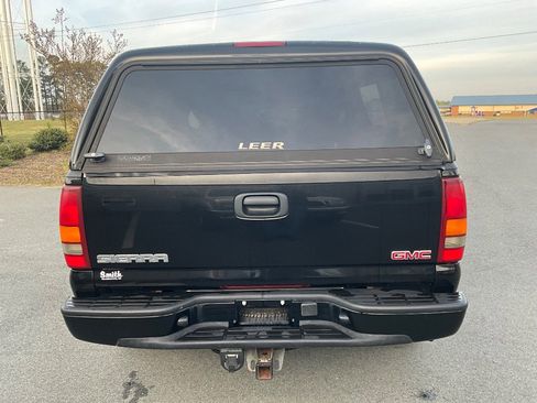 Used 2003 GMC Sierra 1500 Denali image 5