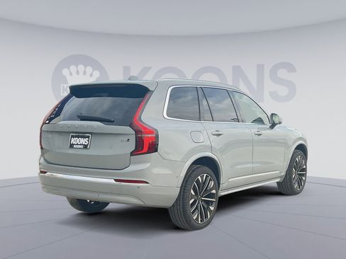 New 2026 Volvo XC90 B6 Ultra image 7