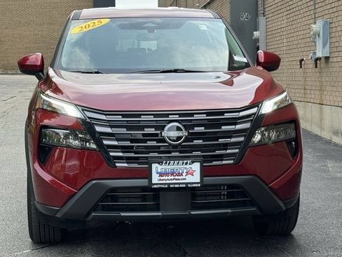 Used 2026 Nissan Rogue SV AWD/4WD image 31