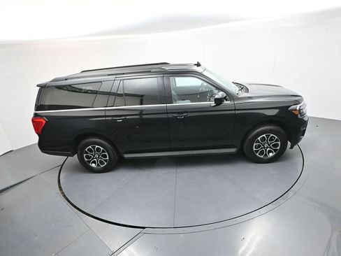 Used 2024 Ford Expedition Max XLT AWD/4WD image 32