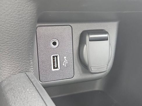Certified 2025 Nissan Versa S w/ Trunk Package FWD image 24