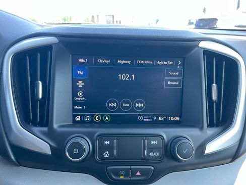 Used 2022 GMC Terrain SLT w/ Infotainment Package II image 18