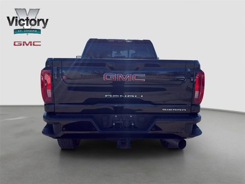 Used 2020 GMC Sierra 2500 Denali w/ Denali Ultimate Package image 12