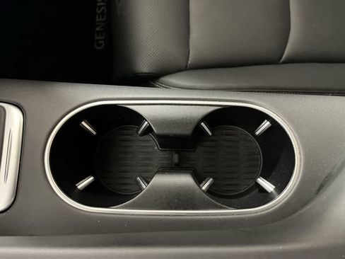 Used 2025 Genesis GV70 2.5T AWD/4WD image 22