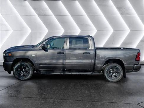 New 2026 RAM 1500 Express AWD/4WD image 19